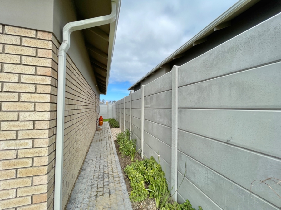 3 Bedroom Property for Sale in Mooikloof Country Estate Western Cape